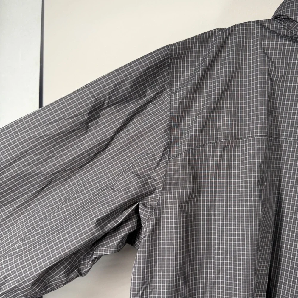 The North Face HyVent Rain Jacket Mens Sz XL Black Grey Grid Plaid Hooded Shell